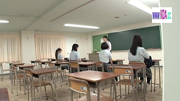 Lesbian Juice That Makes Students Fall In Love With Sticky Slug Cunnilingus 2