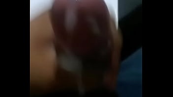 Negro Caliense Se Masturba Biendo Porno Gay 7w7