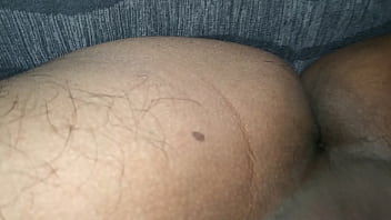 Masturbacion Bajo La Frazada