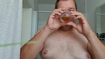 Morgenpisse .09 Für Herrin Monica