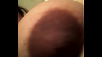 Mariela Jugando Con Las Tetas