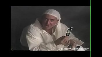 Wizard Directs Cums.