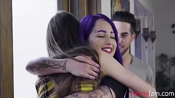 Stepbrother And Stepsister Help Stepcousin With Phone Addiction- Jessae Rosae And Val Steele - Familystrokes