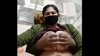 Indian Bhabhi Big Boobs