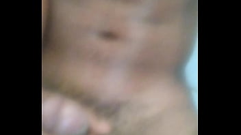 Meu Primeiro Mostrando O Cu