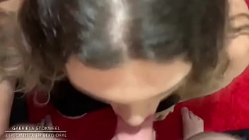 Gabriela Stokweel - Levando Gozada Na Boca