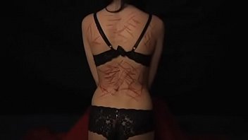 Females Christ: Whipping Vannessa