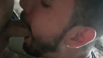 Mamando Policial Dotado