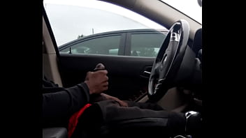 First Dick Flash To White Woman (she Pee)