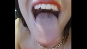 Sentando Bem Gostoso E Sarando Ouvindo Funk!