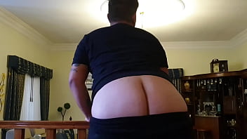 Novinho Rabudo Se Exibindo - gay, bunda, gostoso, safado, novinho, tatuado, branquinho - Video 2505093