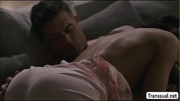 Ts Khloe Does R. Anal Sex With Her Besty