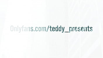 Toyko Armani Glass Dildo _ Whip Cream