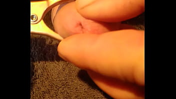 Akku Clamp On My Cockhead