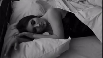 Alina Shows Her Sexy Body