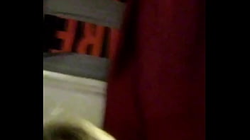 Gringa Enseñando Tetas Y Bragas