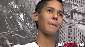 Twink Felix Russo Wanking While Shoving Dildo In His Ass