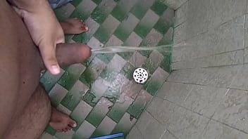 Gay, Golden-shower, Mijando, Pau-pequeno - Gay - 2025 - Hot - Performance - Video 2504156