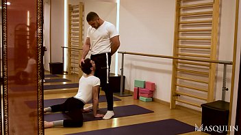 Dato Foland Teaches Anteo Chara How To Spread His Legs