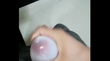 Batendo Uma Com O Tenga