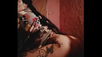 Cola Grande Perreando