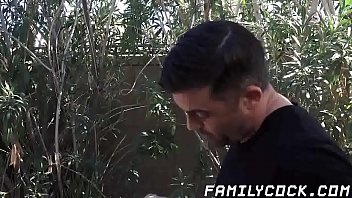 Handsome Stepfather Makes Twink Join Threeway Rawpounding