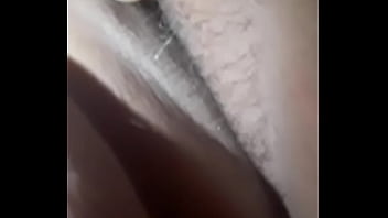 Cuca Peluda Masturbándose Rico