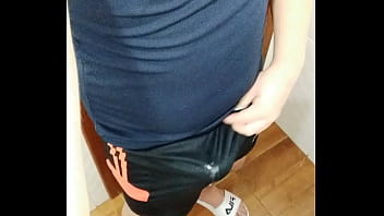 Safado Gozando No Short Ii