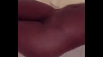 Slim Chocolate Shaking Dat Ass For Me