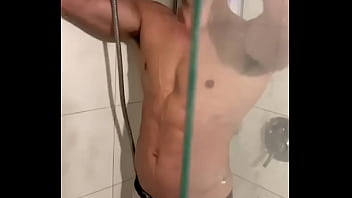 Israeli Model Showing Pretty Ass On Bath