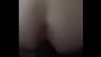 Toyboy 92vlg Donne Son Cul à Un Black