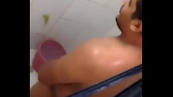 Nag Titikol Sa Comfort Room Ng Lasalle