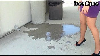 Ineed2pee Omorashi _ Pants Wetting Behind The Scenes 31