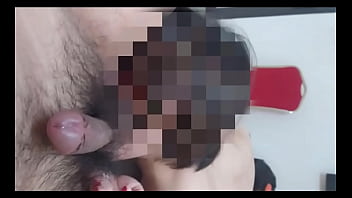 Được vợ bạn bú buồi