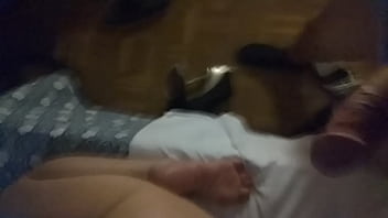 Me Espera Cachonda Y Con El Culo Empinado - T_a De Un Amigo