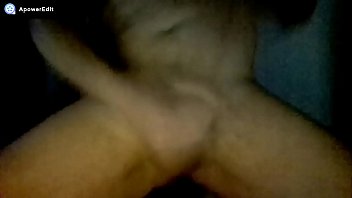 Enfiando Pepino No Rabo