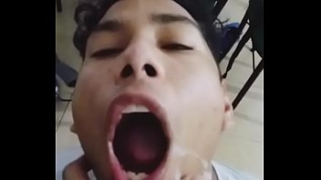 Salí A Hacer Mandados Y Me Levanté A Un Ciclista.