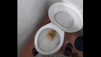 Master Pigboy - Vem Tomar Banho De Pau Grosso, Mijao Quente.