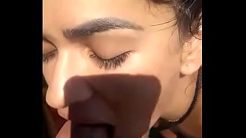 Gozando Na Boquinha Da Luna Oliveira No Bote Em Alto Mar Em Arraial Do Cabo - Rj