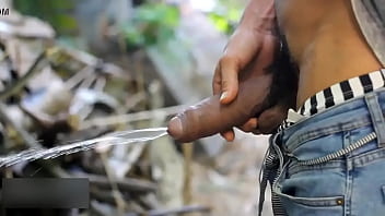 Não Resisti E Dei Pro Jardineiro Parte 1 ( Completo No Red E Erickplay.com)