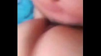 Cojindome Ala Mujer Del Vecino