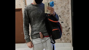 Vecino Me Pilla Con La Polla Fuera