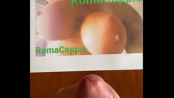 Tributo A Un Amica Di Twitter - cumshot, handjob, big-cock, big-dick, soloboy - Video 2479703