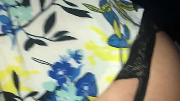 Metiendole Una Botella En El Culo A Transwxual