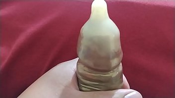 Eyaculando En Condón - condom, masturbation, solo, paja, leche, soloboy, primer-plano, llenado-de-leche - Video 2470210