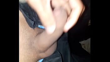 Mostrando A Rola - dick, gay, cacete, rola, pau, pica, neguinho, pau-duro, minha-rola, brincando-com-a-rola - Video 2514526