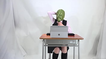 The Headgear Does Not Come Out Of My Head