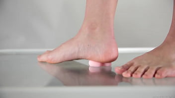 Fetish, Barefoot - Unknown - 2025 - Incredible - Show - Video 2395933