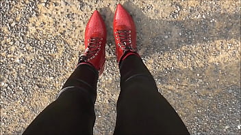 Boots, Walking, Public, Leggings - Unknown - 2025 - Amazing - Session - Video 2451162