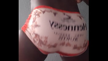 Watch Now... Very Exciting Twerk